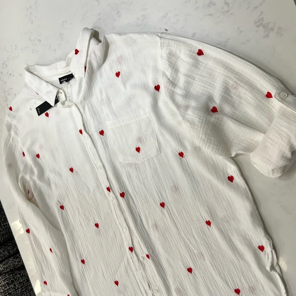 White Button-Up Shirt with Red Heart Accents - Picture 7 of 12